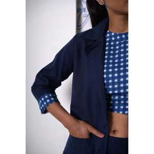 Conjunto de Blazer Azul Rey para Mujer con Top Corto, Compuesto por 3 Piezas - Product Image 3