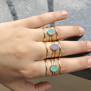Anillo de banda ancha de ágata azucarada natural en oferta, de latón macizo chapado en oro de 18k con gema ovalada, anillos ajustables de cuatro capas, joyería - Product Image 1