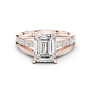 Elegante Anillo de Diamante con Corte Esmeralda y Detalle Lateral Pavé - Product Image 4