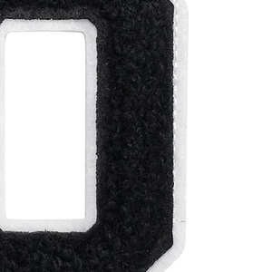 Patch thermocollant lettre O en chenille noire brodée avec fermeture auto-agrippante pour vêtements, chapeaux et sacs - Product Image 5