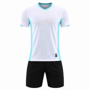 Maillot de football unisexe blanc et bleu à col rond 100% polyester à séchage rapide, manches courtes, évacuation de l'humidité, toutes saisons, personnalisable par sublimation - Product Image 3