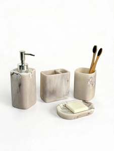 Juego de Accesorios de Baño Decorativos Modernos de Resina de Lujo, Hechos a Mano, Cuadrados, de Cuatro Piezas, para Uso en el Hogar y Hoteles - Product Image 6