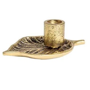 Elegante Portavelas Decorativo de Metal con Acabado Dorado para Decoración de Mesa en Bodas, Navidad y Hogar, Hecho a Mano - Product Image 4