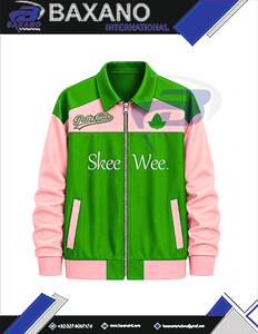Alfa |   Kapa |   Chaqueta Varsity Alpha Sorority Skee Wee Pretty Girls, Color Verde y Rosa, Cierre de Cremallera Frontal, Logotipo AKA, Chaqueta para Mujer - Product Image 4