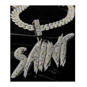 Pendentif Hip Hop en Argent Sterling de Fournisseur Indien, Sertissage clos classique, Moissanite taille brillant, Design intemporel Saint, pour Femmes et Hommes - Product Image 2