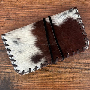 Pochette à tabac luxueuse en cuir de vachette 100% personnalisée en gros Pochettes en cuir véritable fait à la main pour fumer des herbes et rouler le tabac - Product Image 2