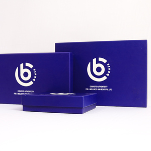 Cajas de regalo elegantes y simples con logotipo personalizado de alta calidad con tapa Fabricadas en Vietnam Impresión offset y laminación mate - Product Image 4