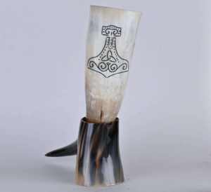 Cuerno Vikingo Artesanal Natural del Proveedor Más Vendido, Artesanía Pulida Hecha a Mano de Alta Calidad para Compradores al por Mayor - Product Image 3