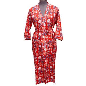 Elegante Kimono Rojo para Mujer con Cuello en V y Estampado Floral, Mangas Largas, Cierre con Cinturón, Secado Rápido, Transpirable, Largo, Lavable a Máquina - Product Image 1