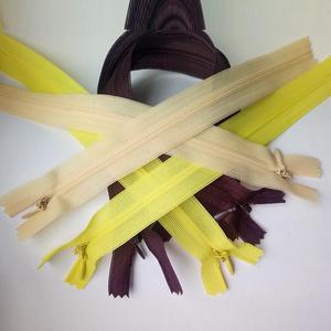 Vente directe d'usine en gros 3 #   Fermetures éclair invisibles en nylon, colorées, en dentelle, pour vêtements, en stock pour robes et tenues - Product Image 2