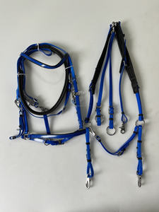 Brida de PVC de alta resistencia con pechera y herrajes de acero inoxidable para caballos |   Brida y Pechera de PVC Impermeables y Resistentes - Product Image 4