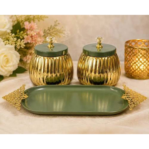 Juego de dos cuencos metálicos vintage con tapas de madera y asas florales, acabado pulido, hecho a mano, ideal para regalar. - Product Image 6