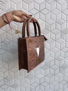 Bolso de Hombro de Cuero Auténtico, Nuevo Diseño, Tallado a Mano, Estilo Bohemio, Vintage, Hecho a Mano, Tamaño Pequeño, Elegante - Product Image 2