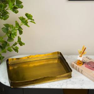 Nueva Bandeja de Servicio de Metal en Tonos Cálidos para Presentaciones de Postres en Bodas, Ecológica y Hecha a Mano por KRAFT WORLD - Product Image 5