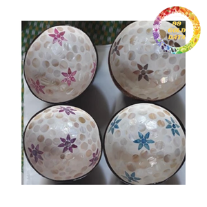 Bol en nacre de noix de coco fait main du Vietnam pour les centres de spa, l'hôtellerie, la décoration et les acheteurs de cadeaux - Product Image 2