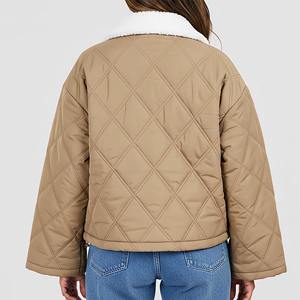 Parka de Invierno Acolchada Impermeable Reversible con Capucha de Piel Sintética, Estilo Moderno y de Alta Gama para Mujer - Product Image 2