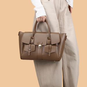 Sac fourre-tout de travail en cuir véritable marron, couleur unie, ouverture supérieure, style minimaliste pour un usage quotidien, sac fourre-tout de travail en cuir - Product Image 3