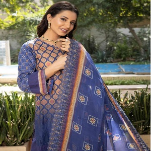 Trajes étnicos-Trajes Salwar de Pakistán e India Premium Lawn Trajes de mujer de 3 piezas con bordado de MI Creation Volume 2017 - Product Image 2