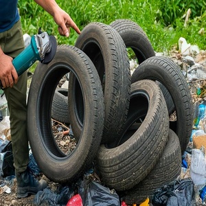 Pneus usagés de valeur ajoutée avec profondeur de bande de roulement pratique, construction robuste et maniabilité fiable, adaptés à différentes tailles de véhicules - Product Image 5