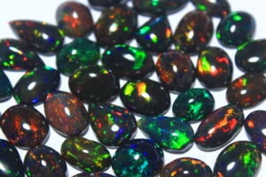 Piedras Preciosas de Ópalo Natural Etíope Negro de Formas Mixtas, Tratadas con Humo, para Joyería, Directamente de Fábrica HASNAIN GEMS, con Juego de Colores - Product Image 5