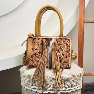 Qualité supérieure 2025 cuir de vachette usiné à la main Mini sac fourre-tout frange réglable bandoulière bandoulière sac à main pour femmes - Product Image 4