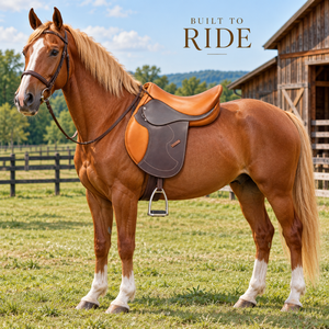 Selle d'équitation en cuir bicolore avec siège sculpté et panneau contrastant |   Selle d'équitation anglaise avec surpiqûres et bordures fines - Product Image 4