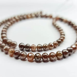 Collar de cuentas de diamantes naturales facetados de 4 mm, color gris, negro, marrón, para hacer un hilo de 12 pulgadas para la elaboración de joyas, pulseras, 52 ct. - Product Image 1