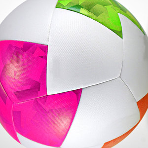 Ballon de football professionnel hybride en PU avec panneaux colorés pour les matchs internationaux et l'entraînement, fabriqué au Pakistan - Product Image 3