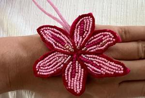 Abalorios de diseño Kelsey: Cuentas de semillas, dijes de estrella personalizados con personajes, estilo de nueva tendencia, regalo para niña, para manualidades con cuentas. - Product Image 3