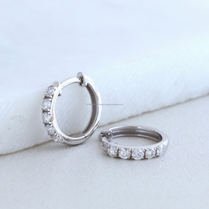 Créoles en diamant rond en argent sterling 925, boucles d'oreilles minimalistes, cadeau de mariage, anniversaire, pour elle - Product Image 1