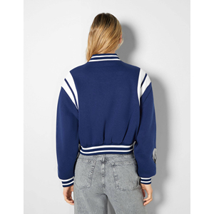 Blouson court décontracté pour femme, style universitaire, manches longues, finition durable, soldes d'hiver - Product Image 2