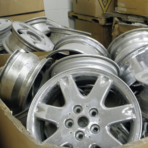Chatarra de Ruedas de Aleación de Aluminio de Primera Calidad en Stock, Entrega Rápida, Usada y Nueva en Buenas Condiciones, Funcionando Excelente, Austria - Product Image 6