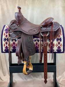 Sillín de Caballo de Cuero Genuino Resistente y Absorbente de Sudor con Diseño Grabado Personalizado, Precio Directo de Fábrica, OEM, ODM, Personalizable - Product Image 2