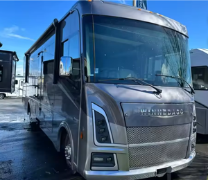 Super 2020 2021 2022 2023 2024 USED 2024 Winnebago Class a RV Sunstar 33K RV Camping Motorhome - Product Image 1