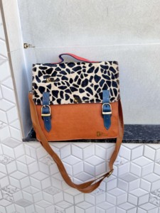 Nouveau sac à main en cuir recyclé de style western, sac à main multicolores pour femmes, sac à bandoulière élégant en fourrure de vache, multi-usages - Product Image 2