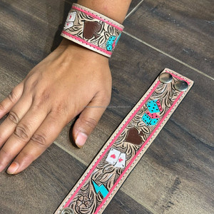 Manufacturer Wholesale Hand Tooled Leather Cuff Bracelet High Quality Genuine Cowhide Leather Wristband Bracelets <b>Men</b> & Women - Product Image 4