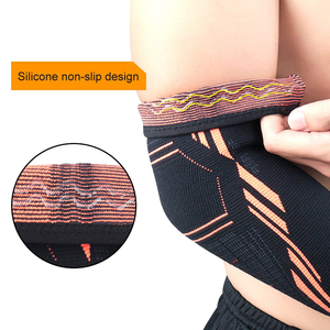Manchons de compression premium pour les coudes – Soutien articulaire pour la protection pendant les séances de musculation et d'entraînement intensives - Product Image 5
