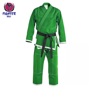 Kimono de Karate de Peso Pesado Diseñado para Entrenamiento y Torneos, Hecho de Lona 100% Algodón con Logotipo Personalizado - Product Image 3
