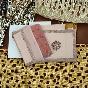 Housse de vêtement en coton artisanale, réutilisable, lavable, anti-poussière, motif floral, sac de rangement pour vêtements, organisateur de garde-robe, protection - Product Image 1