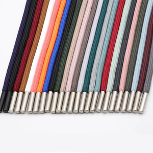 Lacets personnalisés durables en polyester tressé de 5 mm, cordons à embouts métalliques, cordons de serrage pour vêtements, revêtement torsadé à 3 brins haute ténacité - Product Image 1