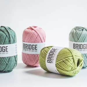 Fil à crocheter YARNA Bridge (80g) – Fil portable pour loisirs créatifs, idéal pour débutants, couleurs vives, pour sacs à main, marque coréenne, points impeccables - Product Image 4