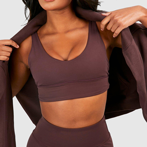 Sujetador Deportivo Corto sin Costuras Ligero para Mujer, con Diseño de Logotipo Personalizado, Ropa Deportiva de Alta Moda para Gimnasio y Fitness, OEM/ODM - Product Image 3