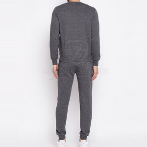 Conjunto Deportivo de Tela de Alta Calidad para un Estilo de Vida Activo, Transpirable, Flexible y Cómodo, Hecho a Medida - Product Image 3