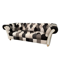 Modernes Echtes Leder Chesterfield Schlafsofa 3-Sitzer Gepolstert mit Stoffbezug und Metallbeinen für Hotel & Wohnzimmer