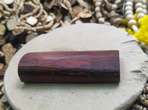 Varilla de Sándalo Rojo Sigma Export Laal Chandan, Madera Natural de Pterocarpus Santalinus, Tallado Artesanal para Meditación/Pooja - Product Image 4