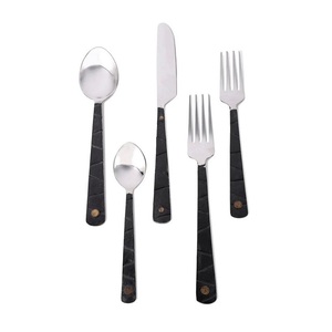 Juego de cubiertos de hierro forjado personalizado, pulido a espejo, apto para lavavajillas, cuchara, tenedor, cuchillo, juego de cubiertos de acero para mesa - Product Image 2