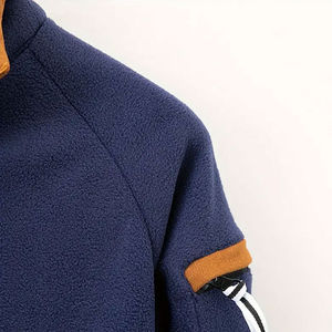 Pulls à demi-zip en molleton de coton pour les tenues de voyage, idéaux pour les collections de vêtements décontractés - Product Image 4