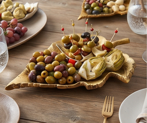 Plateau de service moderne en feuille d'or, plateau décoratif en métal poli pour la salle à manger, accessoires élégants pour la table. - Product Image 2