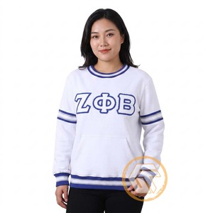 Sweat-shirt à col rond pour femmes de la sororité Zeta Phi Beta, brodé sur mesure, collection Hiver-Automne, vente en gros Greek Treasures - Product Image 2