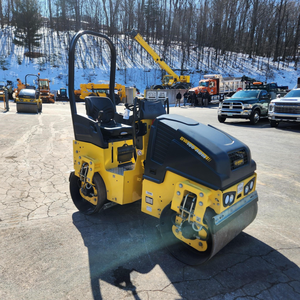 Rodillo Vibratorio Tándem Pequeño de 1.5 Toneladas 2024, Compactador de Asfalto de Doble Tambor de 1000mm, Mini Máquina para Construcción de Carreteras - Product Image 1